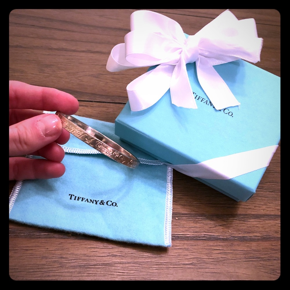Tiffany & Co. Script Notes Bangle bracelet